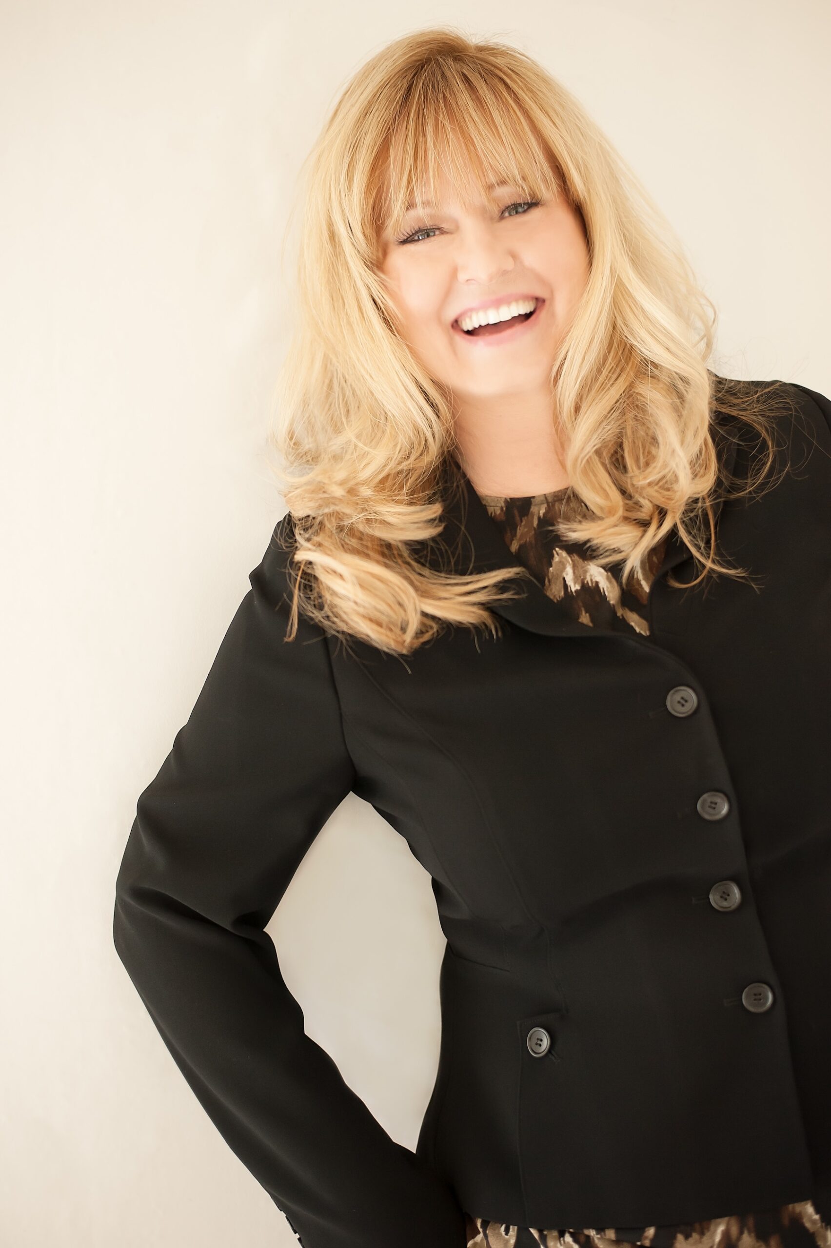 Adrienne Lord, RESACON speaker and business strategist, discussing the best technology tools for home stagers to improve efficiency and profitability.