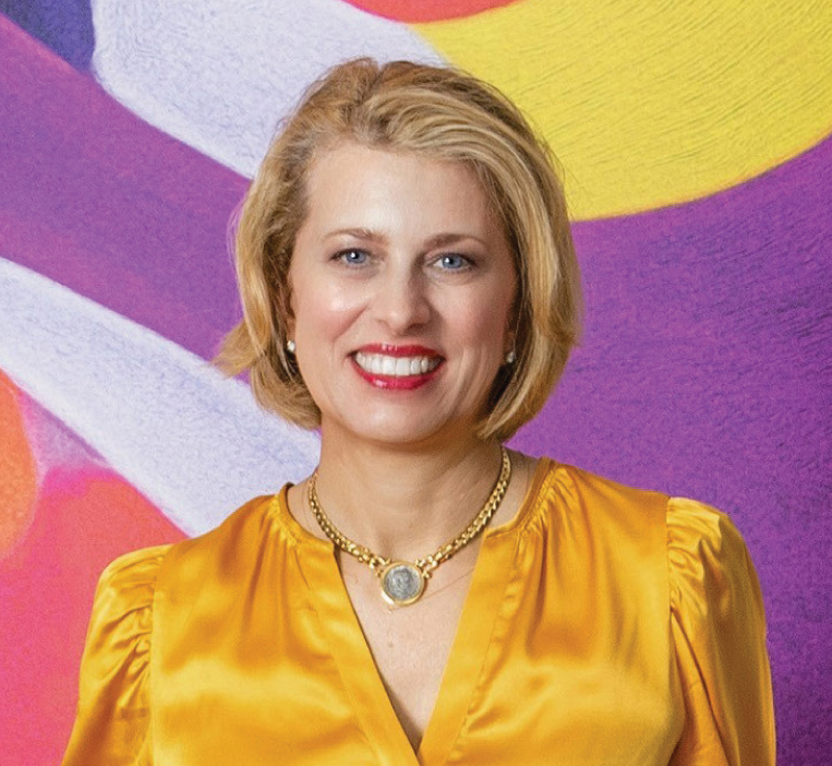 Krisztina Bell, RESACON speaker and home staging expert, discussing how stagers can partner with real estate agents and vendors to scale their business.